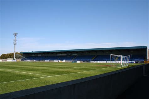 glenavon fc wirral.